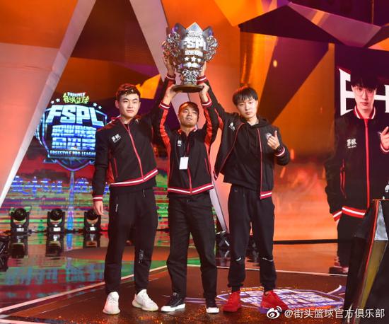 FPX正式宣布参加2025无畏契约源能国际邀请赛